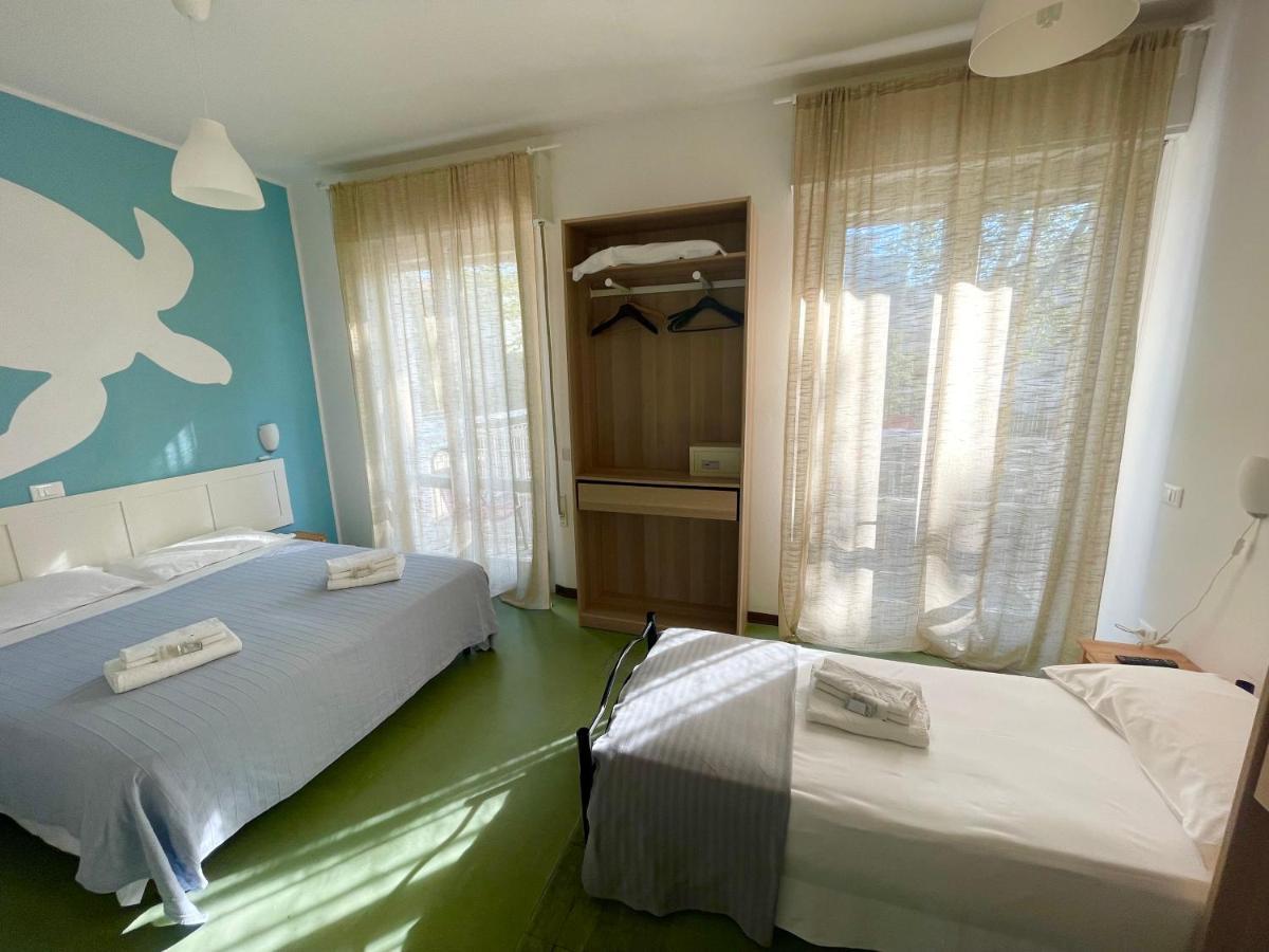 Hotel Aloha Cesenatico Buitenkant foto
