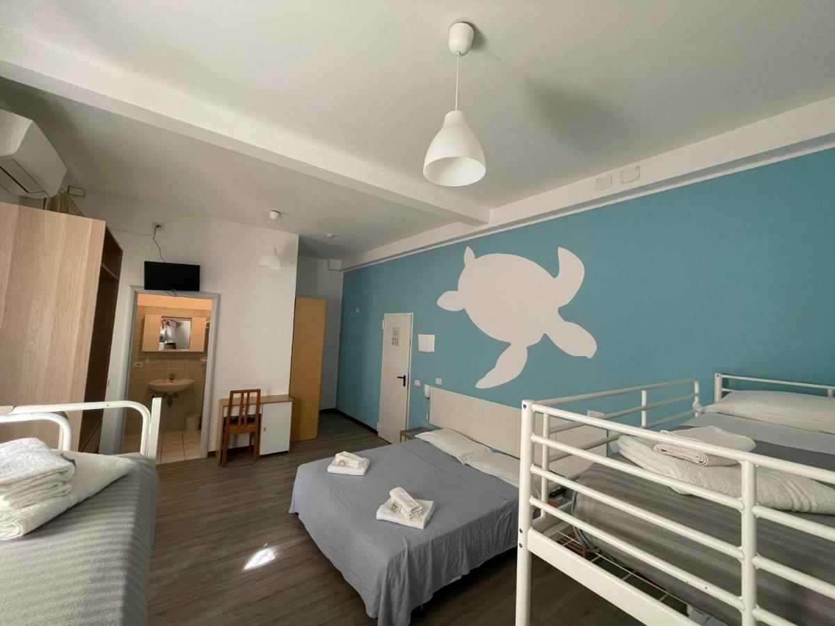 Hotel Aloha Cesenatico Buitenkant foto