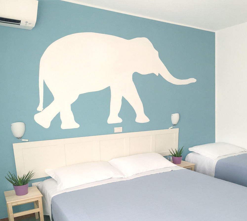 Hotel Aloha Cesenatico Buitenkant foto